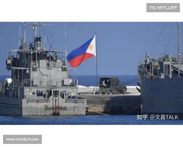 美航母全速撤退,南海局势骤变,中方发现菲船投毒真相(美国航母在菲律宾海域被飓风吹沉) 美航母全速撤退,南海局势骤变,中方发现菲船投毒真相(美国航母在菲律宾海域被飓风吹沉)